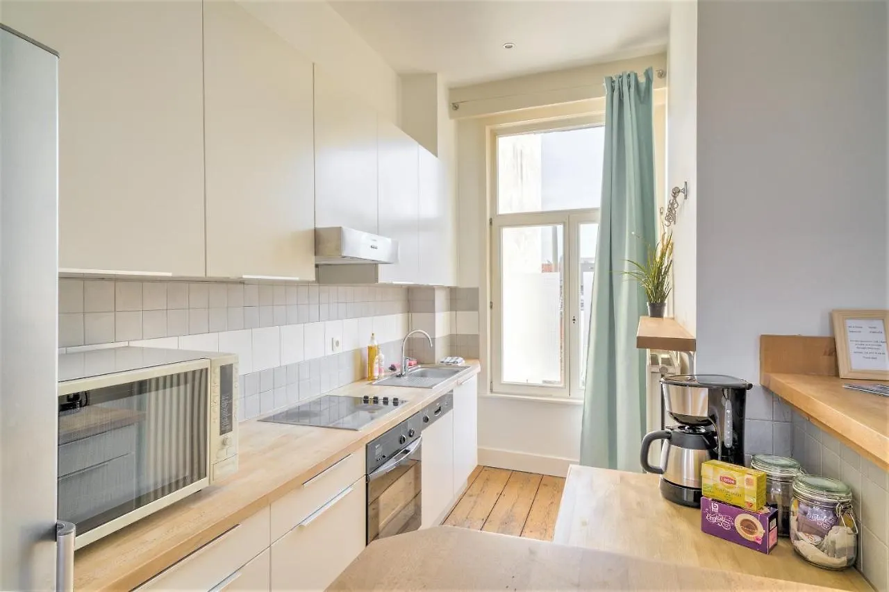 The Capital Street Triplex Apartment Antwerp 0*,  Belgium