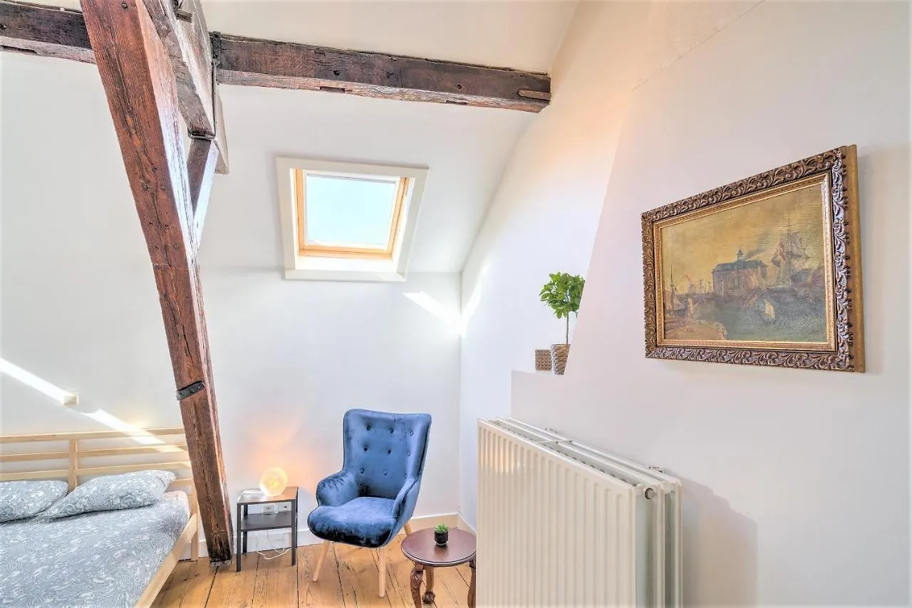 The Capital Street Triplex Apartment Antwerp 0*,
